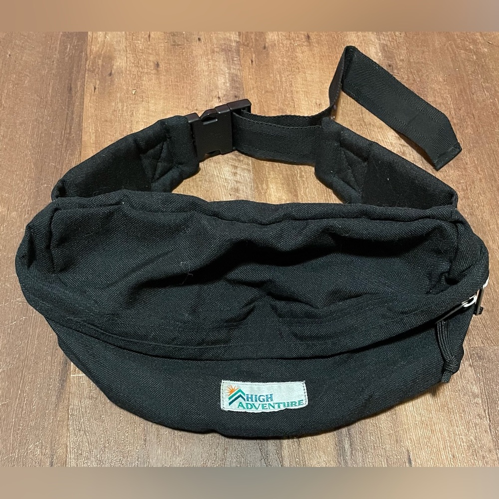 High Adventure Unisex Fanny Pack Black Buckle Strap Adjustable Vintage